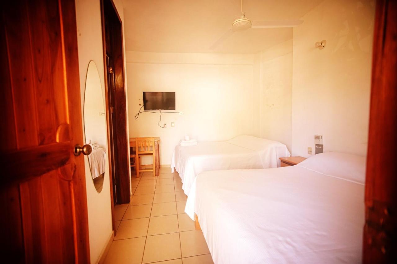 Hotel Yurimar Puerto Escondido  Exterior photo